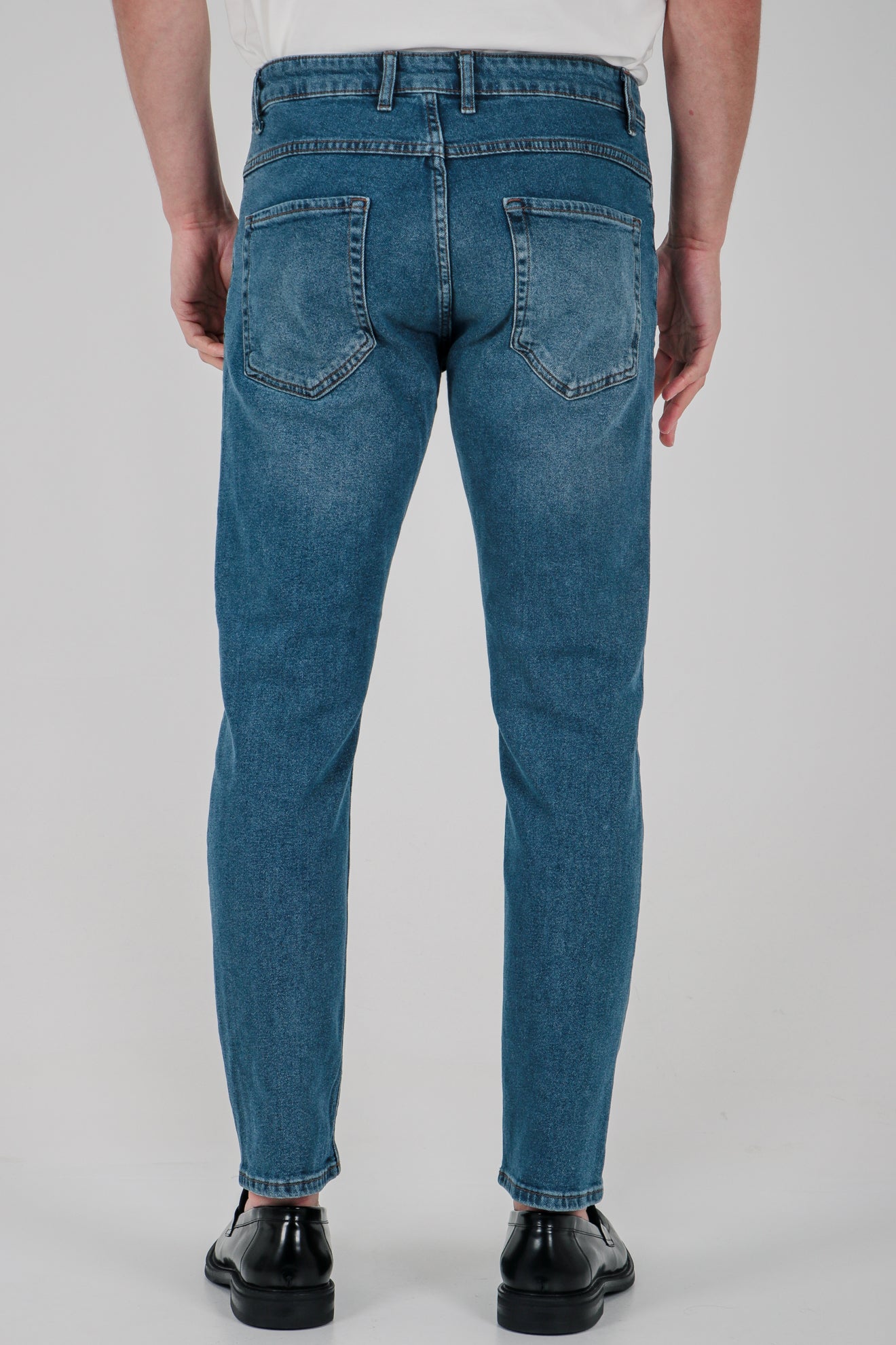 Τζιν slim fit
