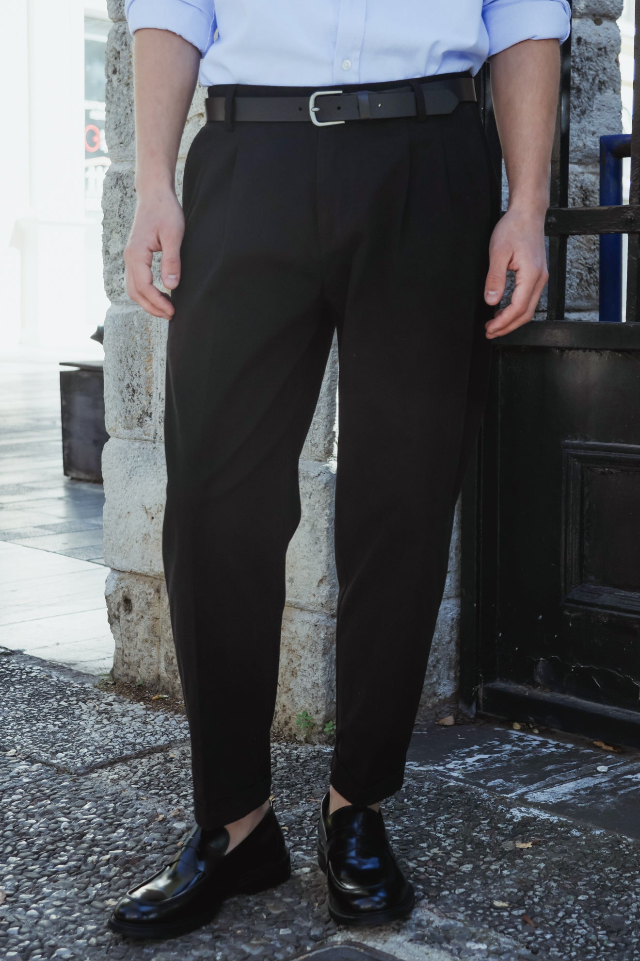 Παντελόνι relaxed fit με πιέτες