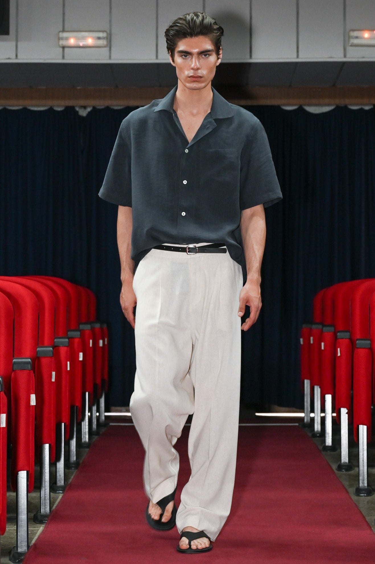 Βαμβακερό παντελόνι relaxed fit