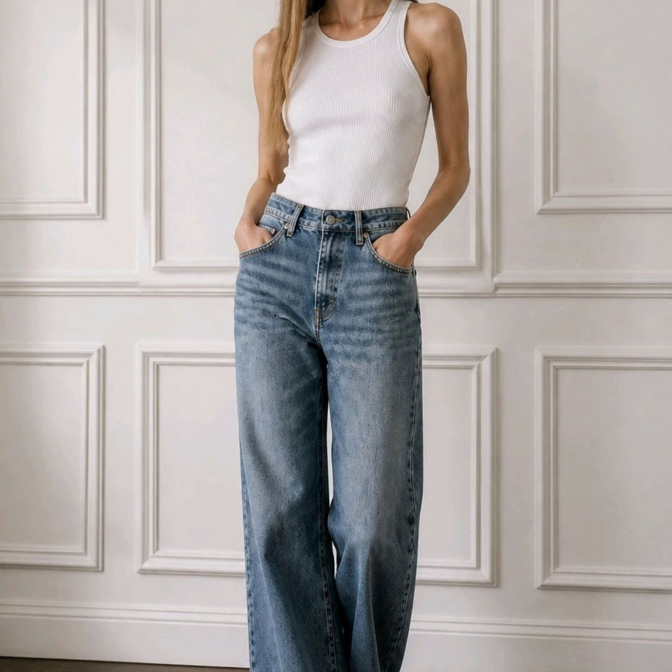 W26FMG_773_3.jpg
