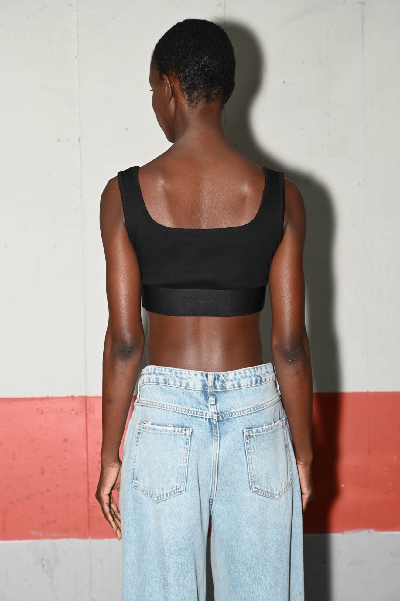 Top cropped ριπ με cups
