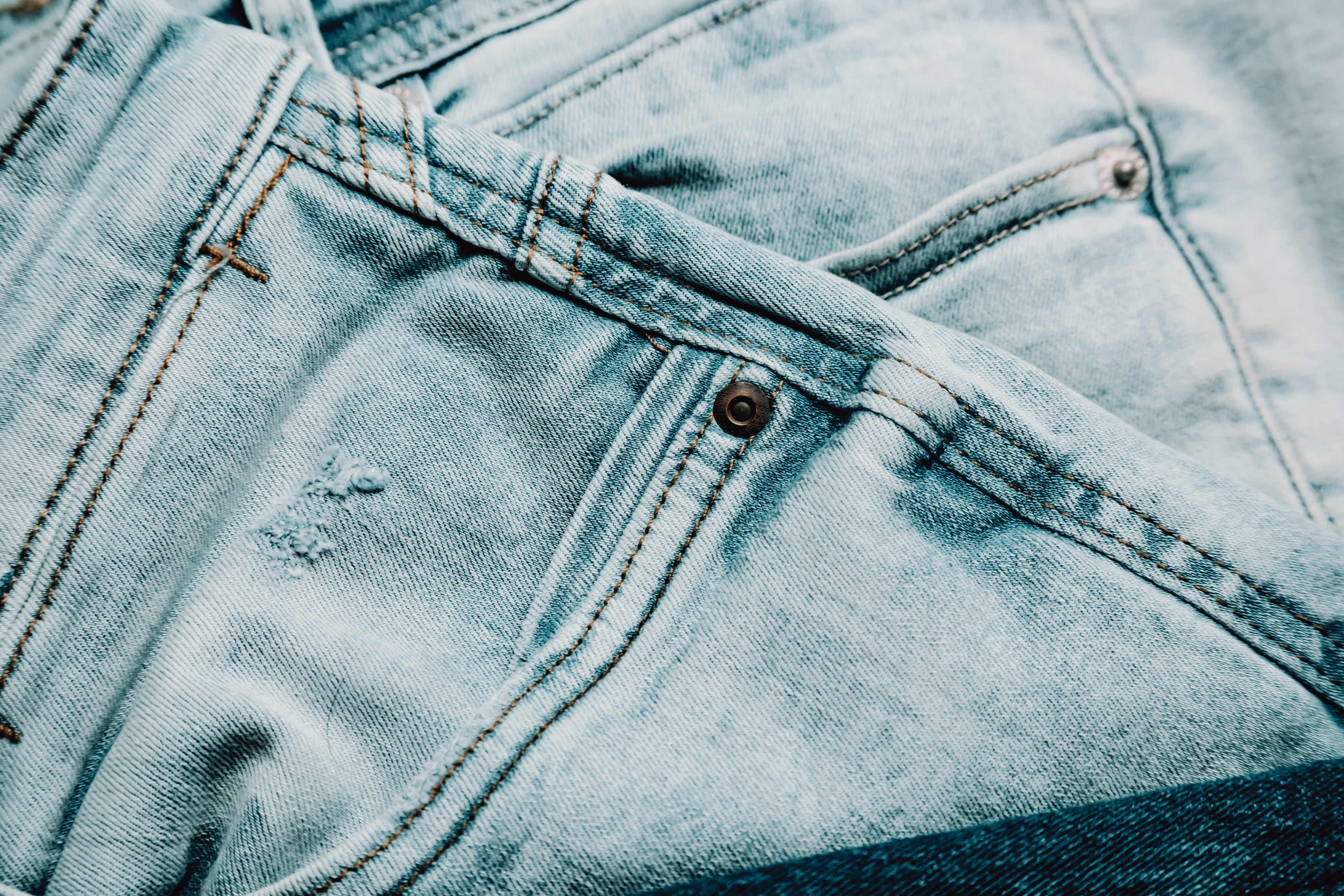 close-up-of-lite-blue-jean-fabric.jpg